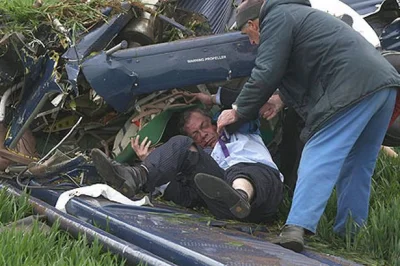 costadelsol - Wiecie, że Farage miał w 2010 roku wypadek w polskim samolocie Wilga? 
...