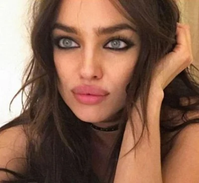 E.....a - > Irina Shayk, to panienka 10/10 ktorej nie da sie znalezc zdjecia na ktory...