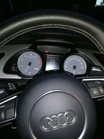 Q.....s - Audi s5 
I co biedaki? 
#audi #chwalesie #auto #pokazauto