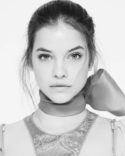 uzbek23 - #barbarapalvin 

SPOILER