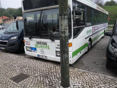 jrider - SZKOŁA ORANIA PRAWAKÓW

#neuropa #portugalia #podroze #autobusyboners