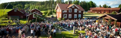 C.....e - Obchody i celebrowanie środka lata w Dalarnie (ostoja prawdziwej szwedzkośc...