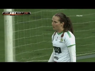 lohmeyer - > Kobieca piłka nożna w pigułce xDDDDD

@resorak: mało widziałeś