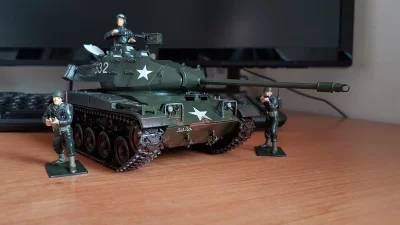 brasi24 - Dokupiłem kilka farb, pigmenty i lakier. Dokończyłem model M41 Walker Bulld...