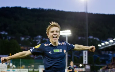 db95 - Najbardziej przereklamowany talent w historii. 

 Martin Ødegaard

#mecz #p...