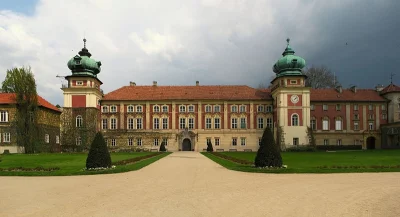 RDwojak - Polecam uwadze #tvpinfo i najpiękniejszy zamek w Polsce #lancut