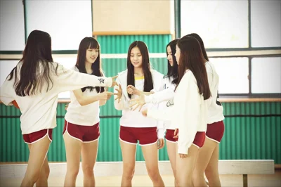 BayHarborButcher - [GFRIEND Debut Story Part 1 [ENG SUB] ](https://www.youtube.com/wa...