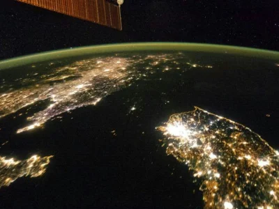 P.....i - Korea Północna została zaatakowana bronią EMP, której impuls elektromagnety...