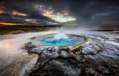 S.....r - Gejzery - Islandia
#islandia #gejzer #pieknewidoki