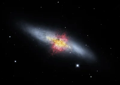 sznaps82 - Zdjęcie przedstawia linie pola magnetycznego w Galaktyce Cygaro (M82). Owe...