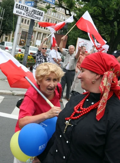 winobranie - Macie tu fejkniusa co prawdziwi polscy patrioci myślą o nie-Polakach w P...