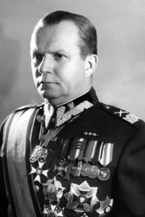 brusilow12 - Dr Pałka: Żymierski zdradził państwo polskie stając się sowieckim agente...