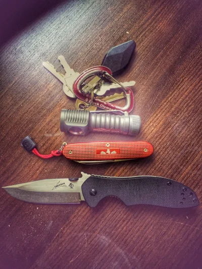 moods - #edc #knifeboners