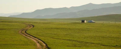 iErdo - Mongolia to naprawdę ogromny i pusty kraj. Mongolię zamieszkują 3 miliony lud...
