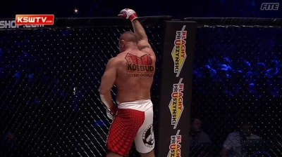 masiax - Kiedy ziomek z twojego teamu puści ksw na aliez
#ksw