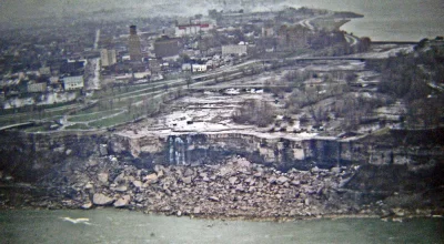 Sverc - Wodospad Niagara bez wody :O



#ciekawostki #wodospady