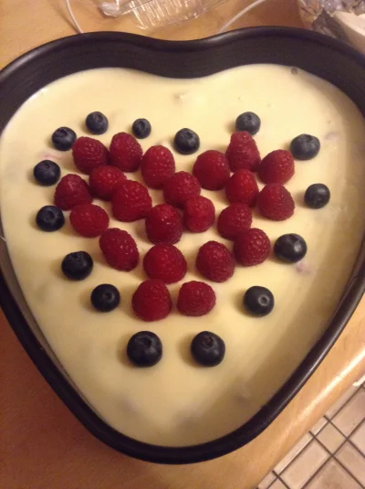 tusiatko - #gotujzwykopem #cheesecake

A to moje drugie dzieło dzisiejszego wieczoru ...