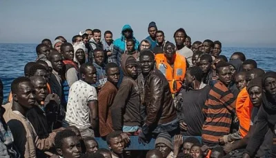 F.....x - #hiszpania #imigranci #afryka #europa Ponad 1 200 nielegalnych migrantów pr...