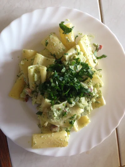 natussy - makaron w sosie śmietanowo-szynkowo-brokulowym <3
#obiad #pokazobiad #gotuj...