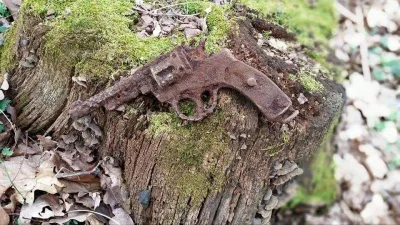 Poszukiwacze - Mosin Nagant wz. 1895. 
Oczywiście fant wyciągnięty z ziemi.

#hist...