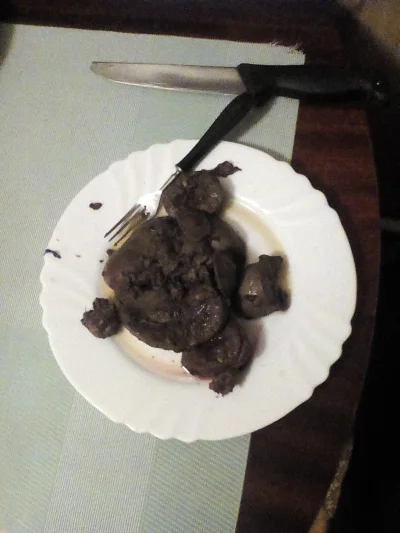 anonymous_derp - Dzisiejsza kolacja: Duszone nerki jelenia.

#jedzenie #jedzzwykope...