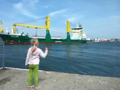 mala_kropka - #heheszki #statki #olabogacosiedzieje 
No tego to się nie spodziewała ...