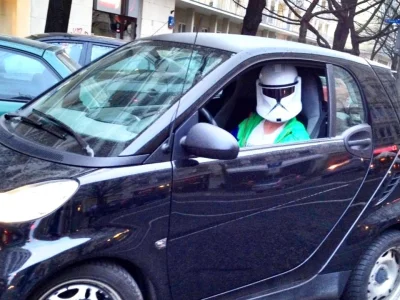 Shewie - Tymczasem w warszawawie...

#wtf #stormtrooper #napasach