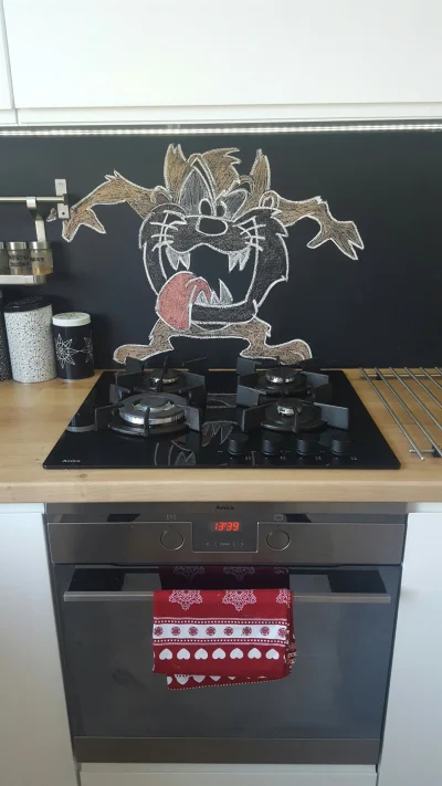 Jasik123 - Mirki pomocy! Mam diabła tasmańskiego w kuchni ( ͡° ͜ʖ ͡°) #rysujzwykopem ...