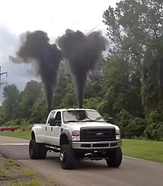 ramzes8811 - Rolling coal -nielegalna praktyka polegająca na modyfikowaniu silników w...