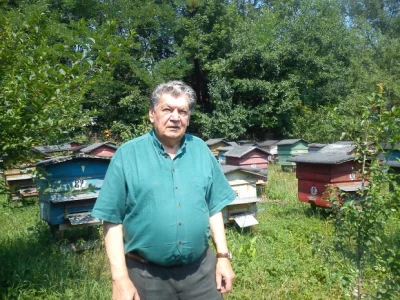 rotero - Było, ale warto przypomnieć. 
82-latek z 65 latami doświadczenia pszczelars...