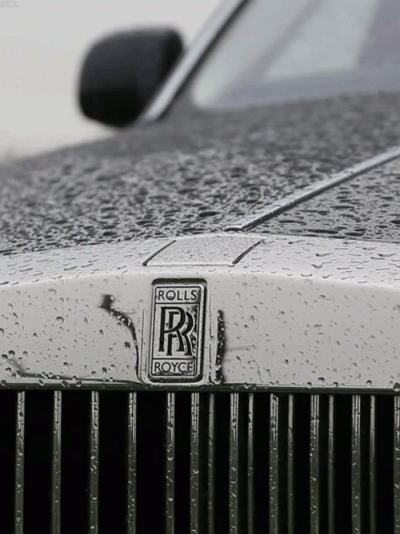 Espo - #gif #motoryzacja #carboners #wykopcarsavenue #rollsroyce