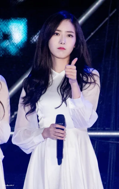 czasuczas - #sinb
#gfriend #koreanka