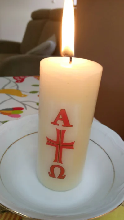 asdfghjkl123456789 - Mirki co to na tej świecy jest za symbolika? 
#wiara #kosciol #s...