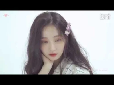 XKHYCCB2dX - #yeonwoo #momoland 
#koreanka