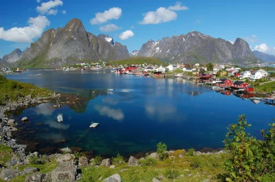 j.....e - Reine, Lofoten, #norwegia
Wg wiki, w tej wiosce mieszka w porywach 450 osó...