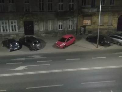 S.....m - Kiedy znalazłeś prawko w chipsach. 
#wroclaw #parkowanie #prawojazdy #hehe...