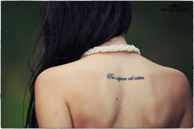 niewierny - jak można się oszpecić tak banalnym napisem(╯︵╰,)
#tatuaze