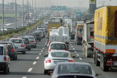 yolantarutowicz - Płatna suto pseudoautostrada A4 Katowice - Kraków zapchana a Polacy...