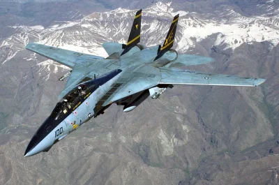 m.....r - Plusujcie F14a Tomcat, wspaniały myśliwiec o zmiennej geometrii skrzydeł.
...