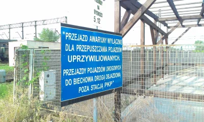 powazny - Znajdź błąd :)

#januszejezykapolskiego #pkp #glogow #jezykpolski #grammarn...