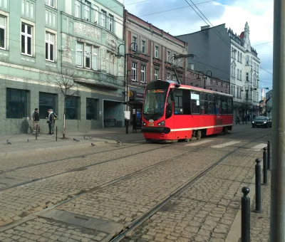 sylwke3100 - Jedyneczka - Solóweczka w Zabrzu

#slask #zabrze #tramwaje #tramwajeslas...