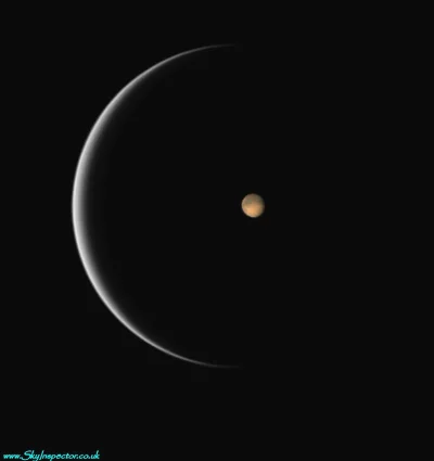 Elthiryel - Porównanie rozmiarów Wenus i Marsa na niebie. Obydwa zdjęcia zostały zrob...