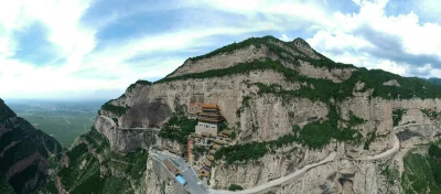 wykopek_44 - Kupno #drony sie nawet opłaciło. (｡◕‿‿◕｡)

Panorama góry Mianshan i świą...