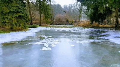 pogop - Takie tam z łąki obok domku letniskowego nad rzeką XD

#oswiadczenie #pogoda ...