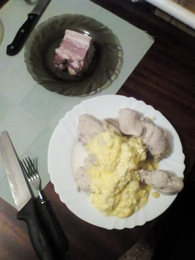 anonymous_derp - Dzisiejsza kolacja: Duszona pierś kurczęca, jajecznica z 5 jaj, bocz...