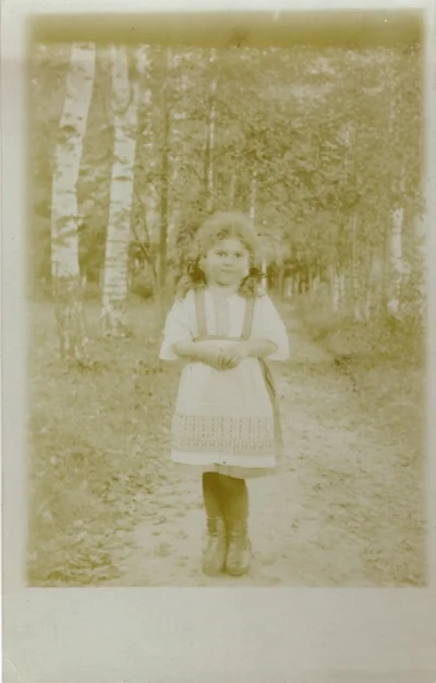 wariag - Weronika w brzozowej alei. Rybińsk 1905 #retrofotorus