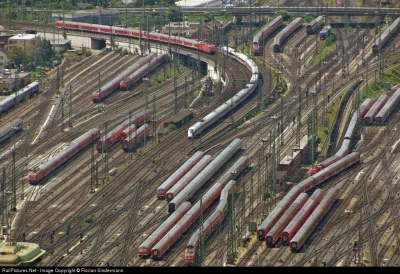 hipeklego - #pociagiboners #kolej

Frankfurt Hauptbahnhof