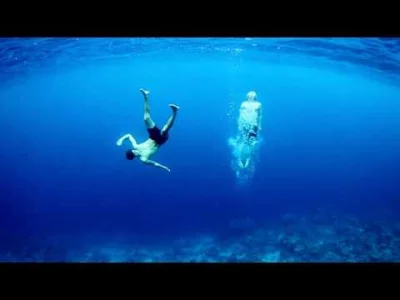 goblin21 - Piękny film. Szczególnie scena od 1:59 i kolejna z pływającymi chłopakami....