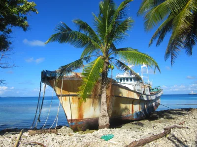 Dwadziesciajeden - Talofa Mirki! Uff, dotarłem do Tuvalu!

70 godzin. Popijania rum...