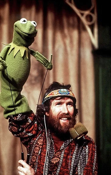 The_Orz - Twórca muppetów Jim Henson operuje Kermitem.

#historia #gimbynieznajo #m...